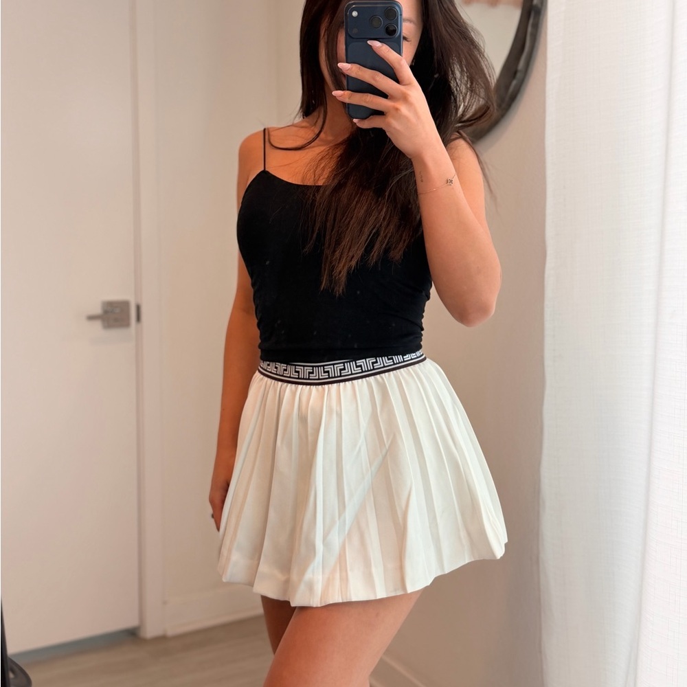 Tory Sport White Pleated Skirt with Black Trim